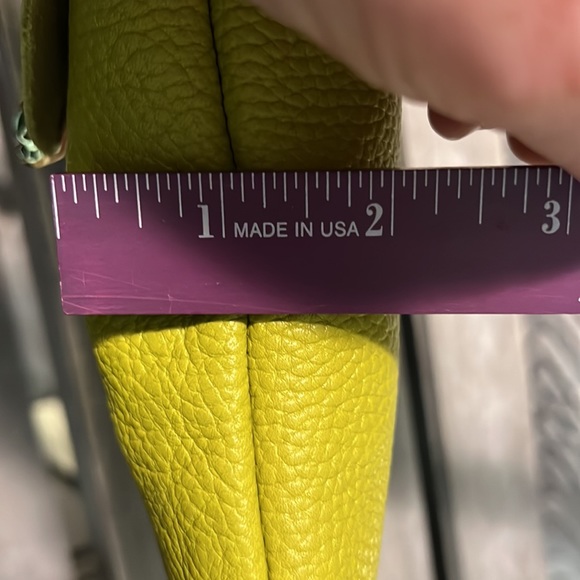 👜 Green CHIC Pebble Leather Designer Bag Snakehead Snap Closure. - Picture 10 of 15